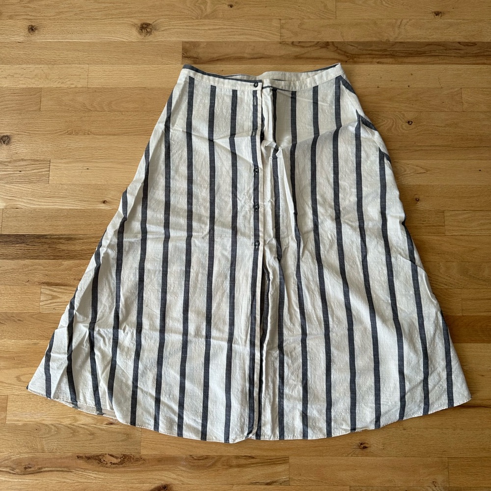 Striped Gray and White Women's Skirt